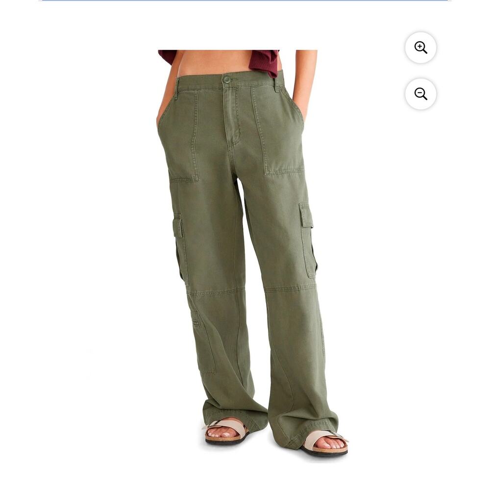 Aeropostale | Junior's Olive Green Baggy Utility Cargo Pants Small